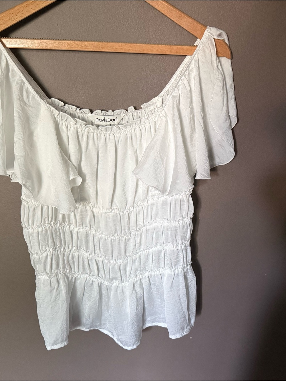 DAVI & DANI White Smocked Off-Shoulder Ruffle Top